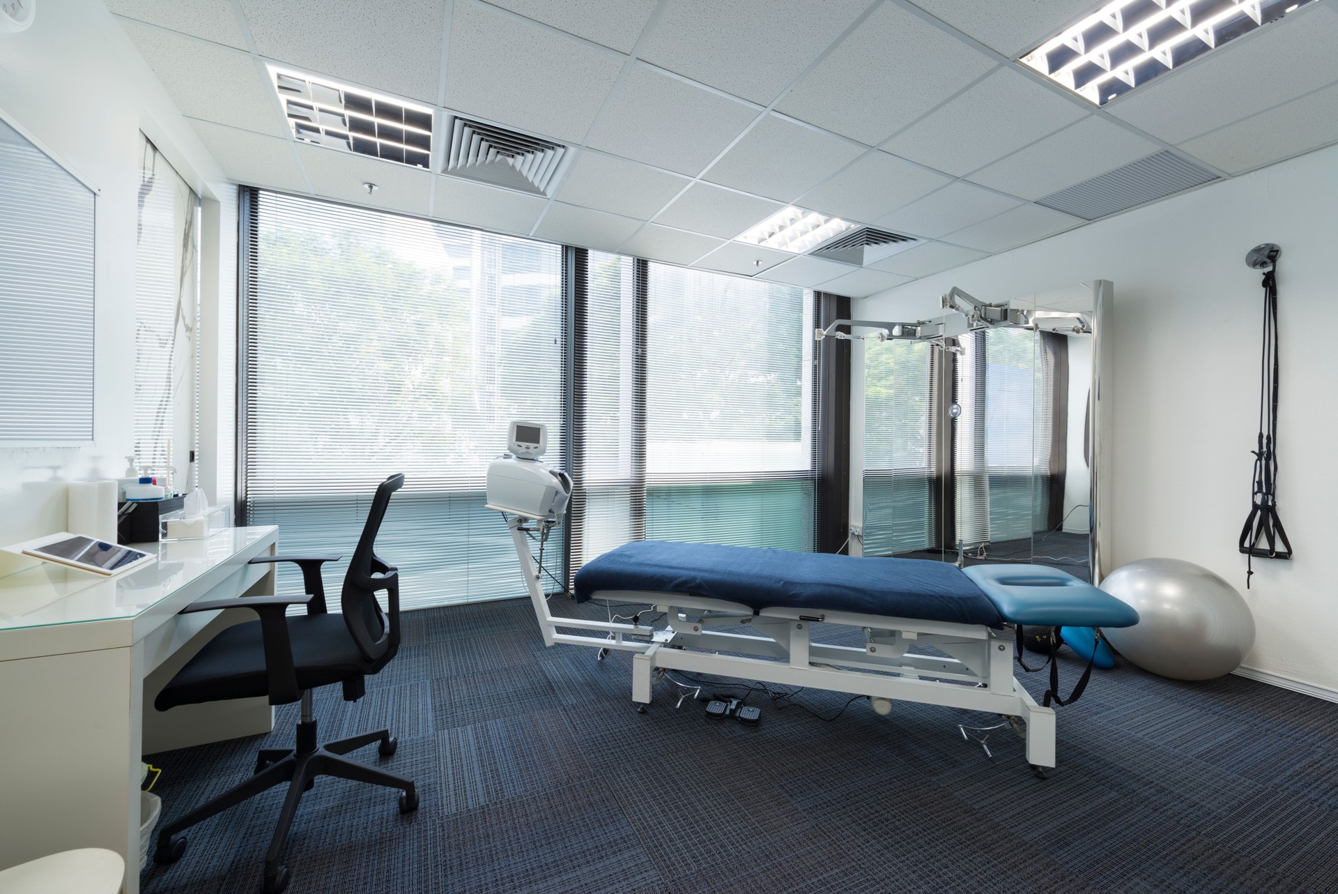 Chiropractic Treatment Room and Exercise Station